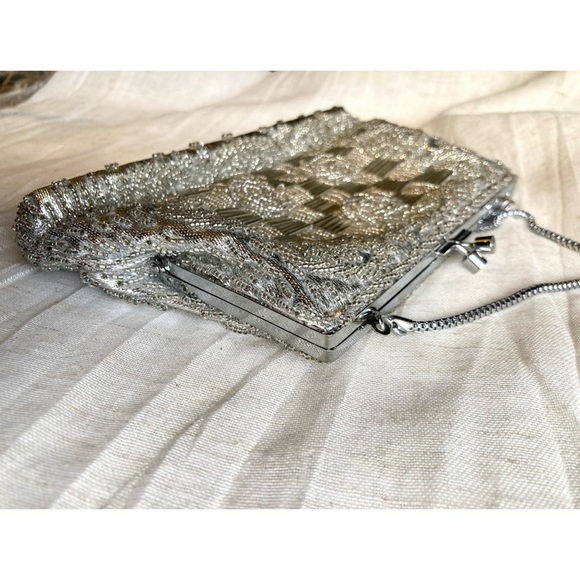 Vintage Hong Kong Silver Beaded Evening Bag Clutch Wristlet Kisslock - Picture 6 of 12